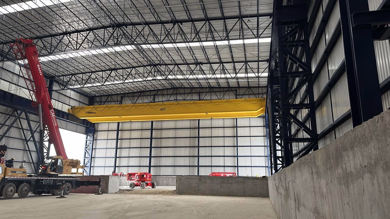 GRUA-DOBLE-VIGA-40t-PARA-MANEJO-DE-ROLLOS2